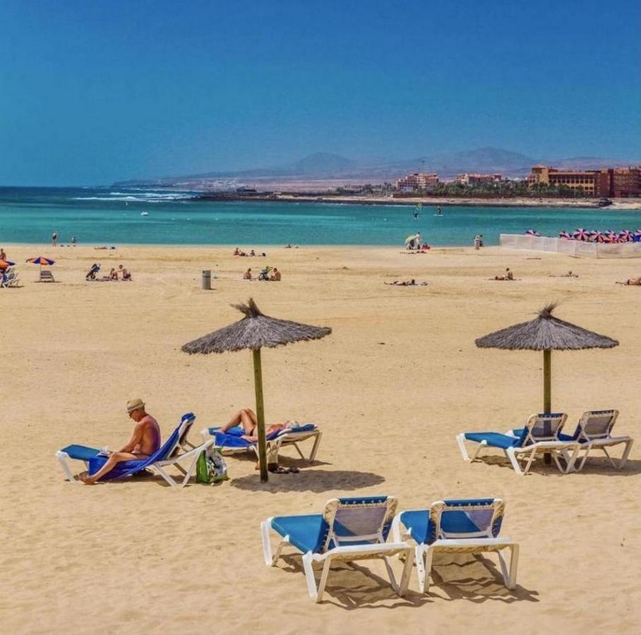 Green View Luxury Appartment In New Complex Pueblo Majorero Next To Golf Course 5 Min Walk From The Beach And Atlantico Shopping Centre In Caleta De Fuste Next To Cassino And Elba Sara Hotel 2 Bedrooms 2 Bathrooms Huge Terace! Extérieur photo