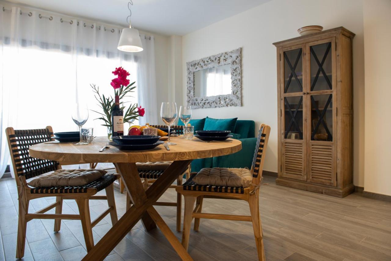 Green View Luxury Appartment In New Complex Pueblo Majorero Next To Golf Course 5 Min Walk From The Beach And Atlantico Shopping Centre In Caleta De Fuste Next To Cassino And Elba Sara Hotel 2 Bedrooms 2 Bathrooms Huge Terace! Extérieur photo